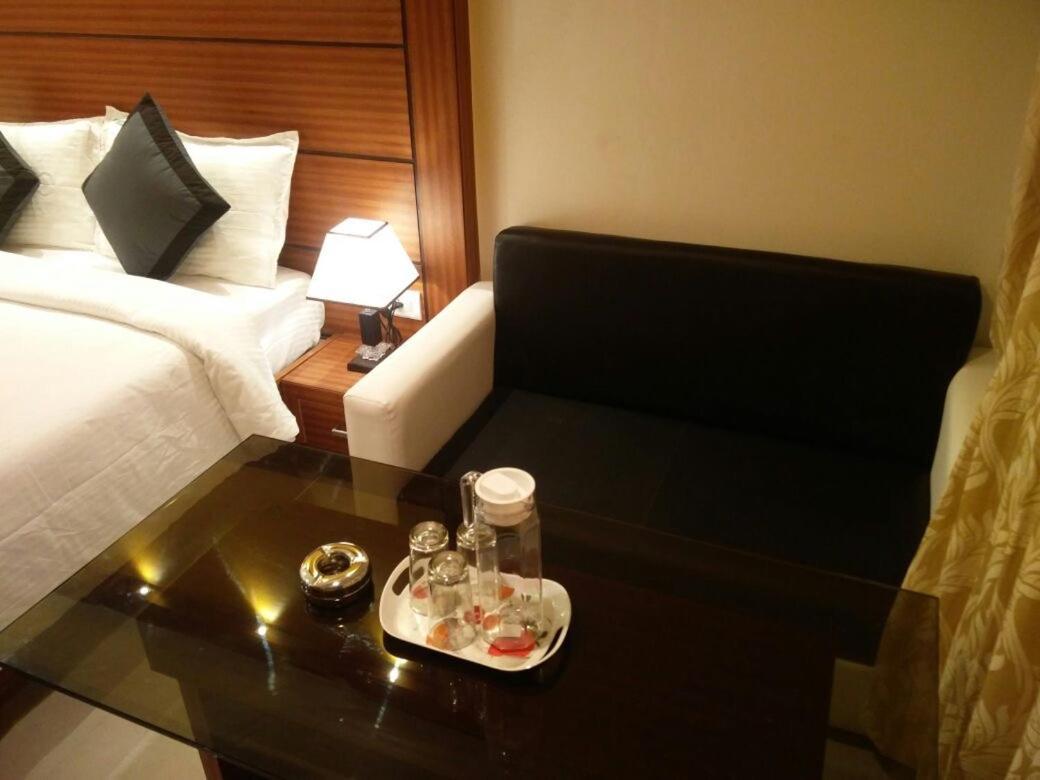 Hotel Spark Residency Chennai Dış mekan fotoğraf